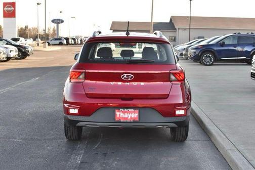 2023 Hyundai VENUE SEL