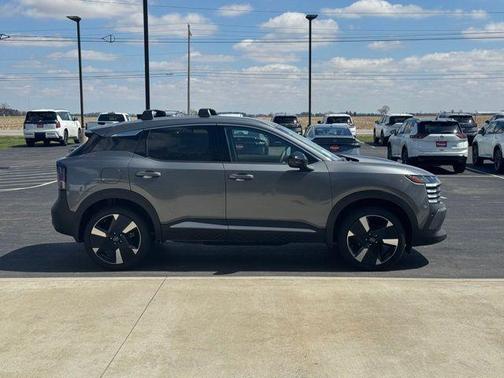 Gun Metallic 2026 Nissan Kicks SR