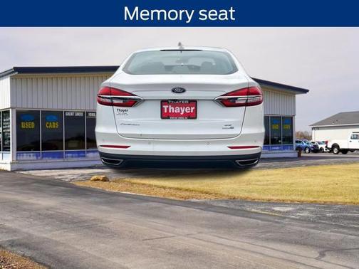 2020 Ford Fusion SE