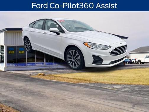 2020 Ford Fusion SE