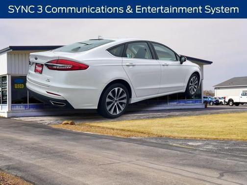 2020 Ford Fusion SE