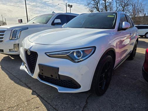 2018 Alfa Romeo Stelvio Ti