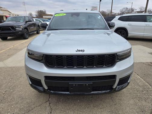 2024 Jeep Grand Cherokee L Altitude