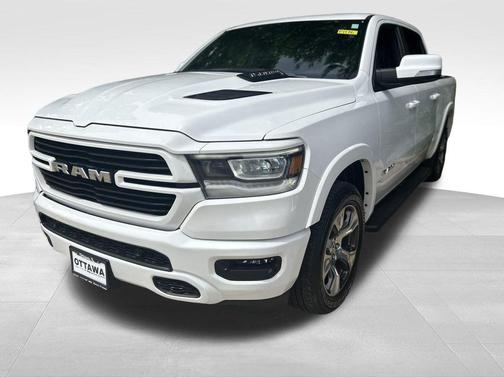 Bright White Clearcoat 2022 RAM 1500 Laramie