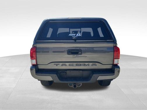 Magnetic Gray Metallic 2017 Toyota Tacoma TRD Off Road