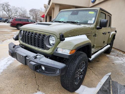 2026 Jeep Gladiator Sport S