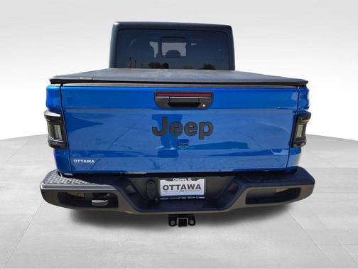 2021 Jeep Gladiator Willys 4x4