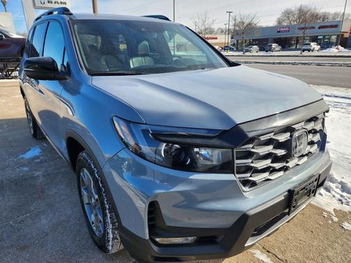 2023 Honda Passport AWD TrailSport