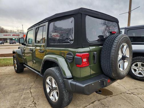 2022 Jeep Wrangler Unlimited Sahara