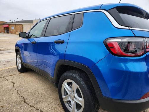 2023 Jeep Compass Sport