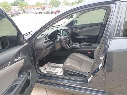 Modern Steel Metallic 2019 Honda Civic EX-L
