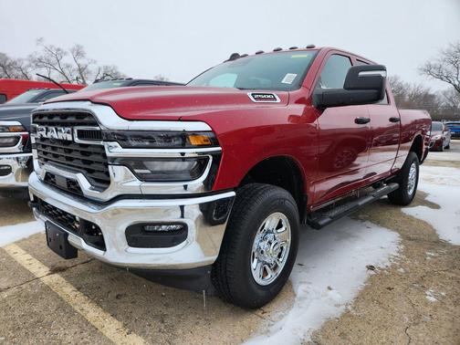 2026 RAM 2500 Tradesman Crew Cab 4x4 6'4' Box