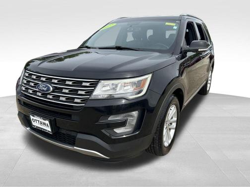 Ruby Red Metallic Tinted Clearcoat 2017 Ford Explorer XLT