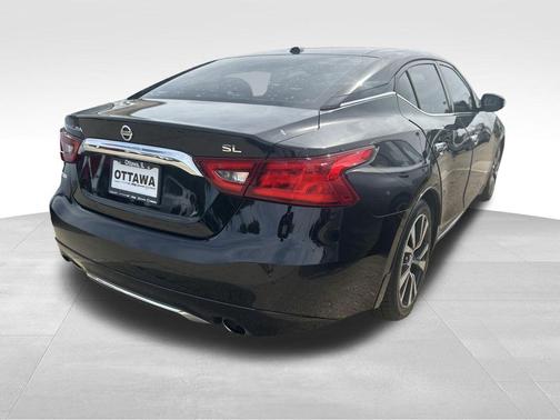 Super Black 2017 Nissan Maxima 3.5 SL