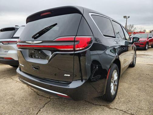 2026 Chrysler Pacifica L