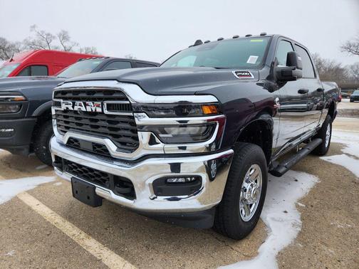 2026 RAM 2500 Tradesman Crew Cab 4x4 6'4' Box