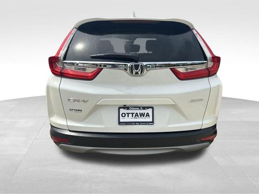 White Diamond Pearl 2018 Honda CR-V EX