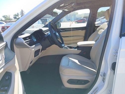 Bright White Clearcoat 2023 Jeep Grand Cherokee L Limited