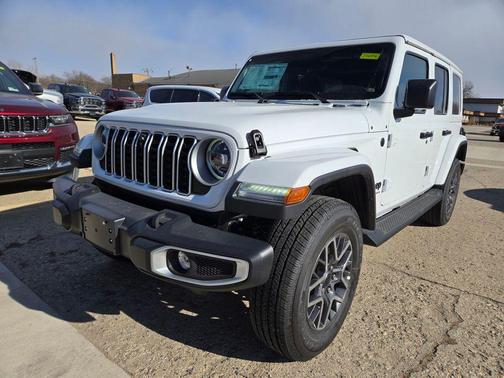 2026 Jeep Wrangler 4-Door Sahara 4x4