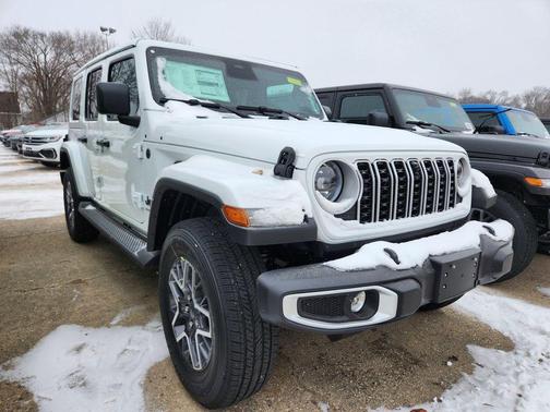 2026 Jeep Wrangler 4-Door Sahara 4x4
