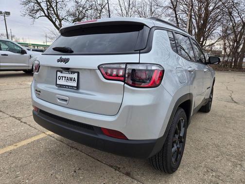2026 Jeep Compass Latitude