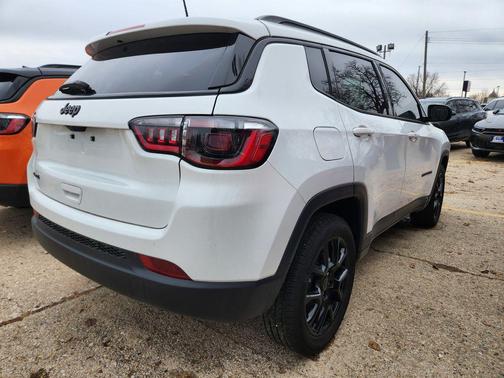 2025 Jeep Compass Latitude