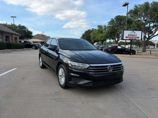 Black 2019 Volkswagen Jetta 1.4T S