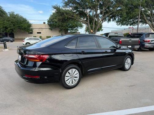 Black 2019 Volkswagen Jetta 1.4T S