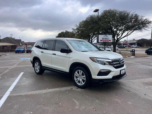 2017 Honda Pilot LX