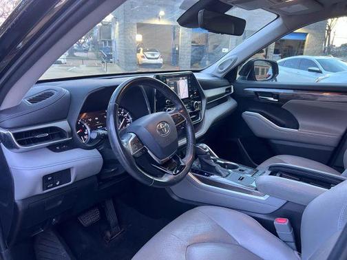 2020 Toyota Highlander Limited