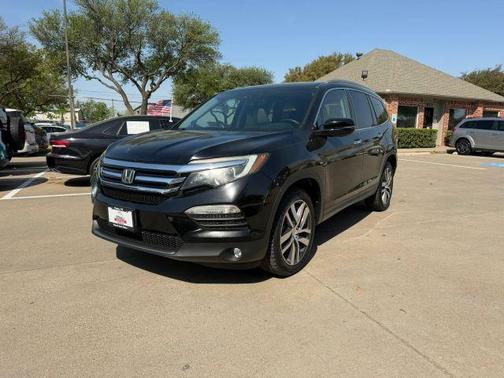 Black 2017 Honda Pilot Touring