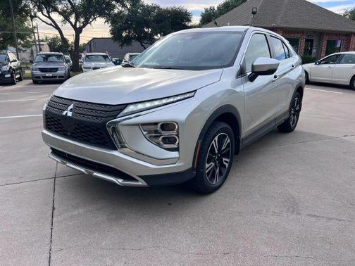 Silver 2023 Mitsubishi Eclipse Cross SE