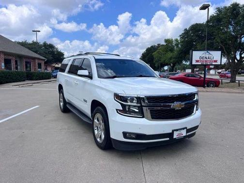 Summit White 2019 Chevrolet Suburban LT