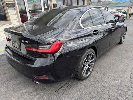2019 BMW 330 330i xDrive Sedan