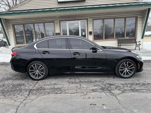 2019 BMW 330 xDrive