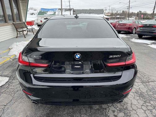 2019 BMW 330 xDrive