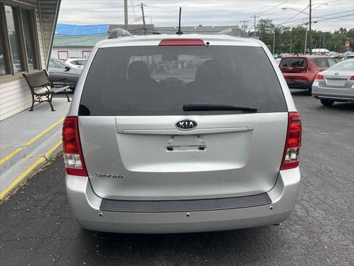 2012 Kia Sedona LX