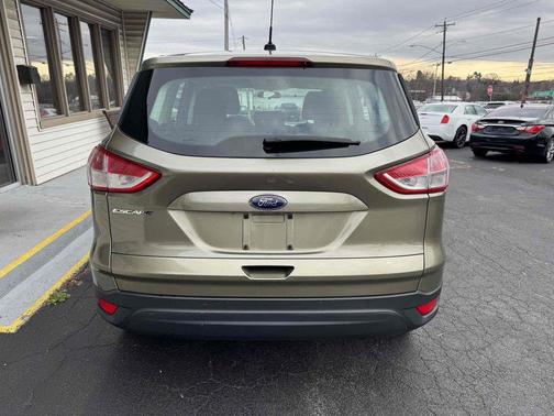 2013 Ford Escape S