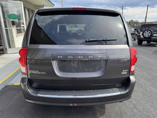 2017 Dodge Grand Caravan SXT Wagon