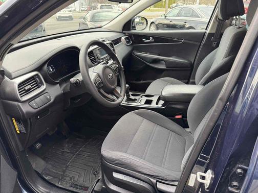 2016 Kia Sorento AWD 4dr 2.4L LX