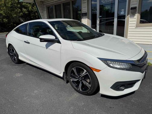 2017 Honda Civic Touring