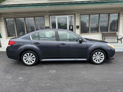 2011 Subaru Legacy Premium