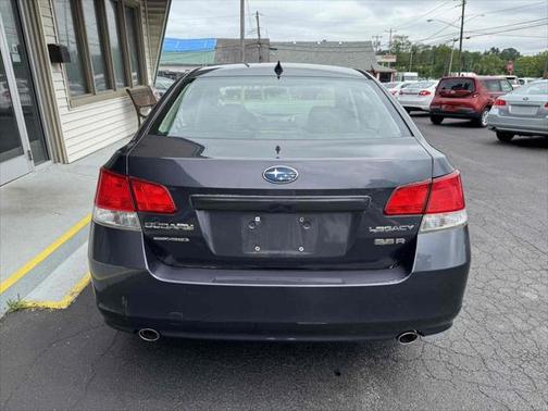 2011 Subaru Legacy Premium