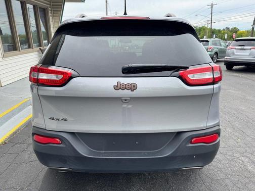 Billet Silver Metallic Clearcoat 2016 Jeep Cherokee 4WD 4dr 75th Anniversary