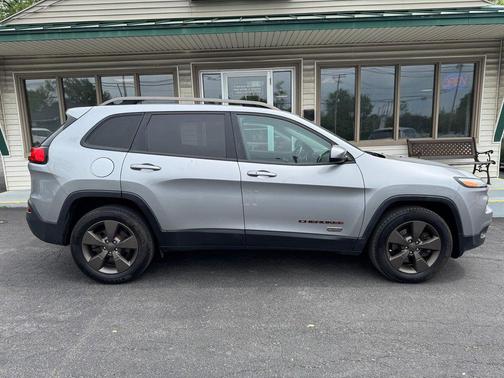 Billet Silver Metallic Clearcoat 2016 Jeep Cherokee 4WD 4dr 75th Anniversary