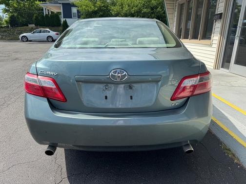 Aloe Green Metallic 2008 Toyota Camry 4dr Sdn V6 Auto LE (Natl)