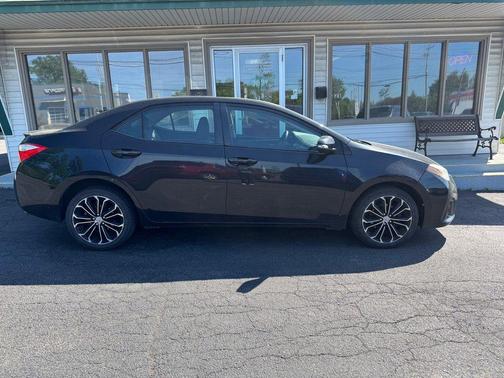 Black Sand Mica 2014 Toyota Corolla 4dr Sdn CVT S Plus (Natl)