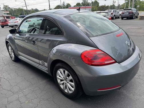 2014 Volkswagen Beetle Auto 1.8T Entry