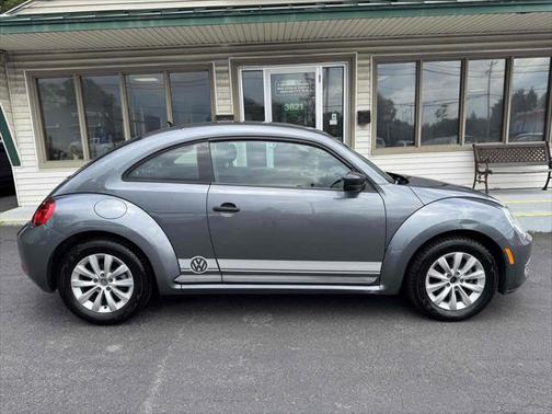 2014 Volkswagen Beetle Auto 1.8T Entry
