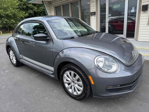 2014 Volkswagen Beetle Auto 1.8T Entry